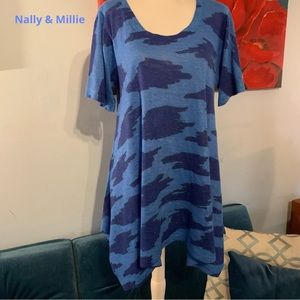 Nally & Millie Womens Tunic Top Size XL X-Large Blue Geo Print